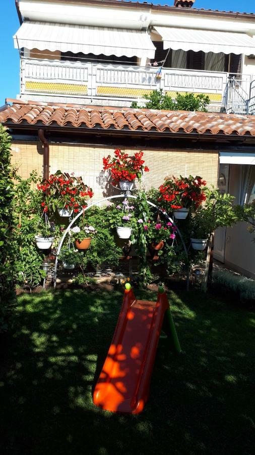 Andela Apartment Pula Exterior foto